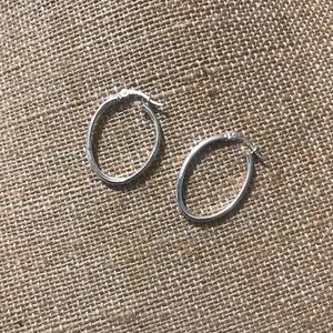 NEW! Serling Silver Oval Hoop Earrings
